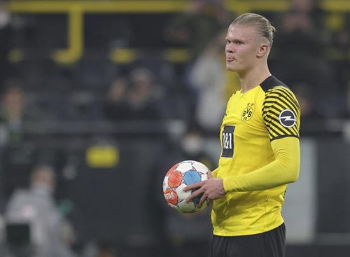 官方：利物浦签下17岁前锋威尔-赖特；据悉费用为20万镑