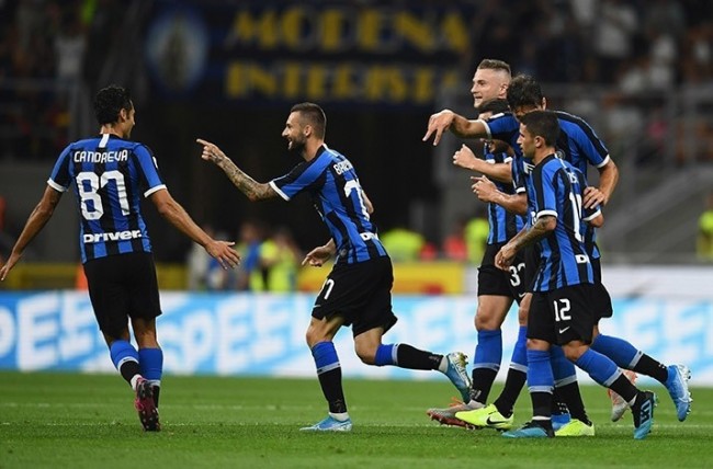 为国征战，感谢有你！国足官方为刚刚退役的尹鸿博送上祝福