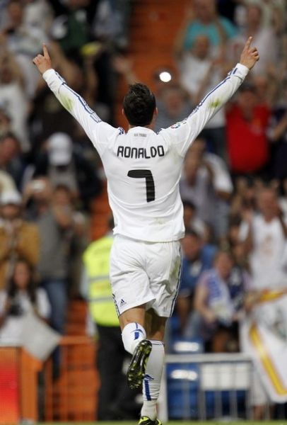 赫内斯：巴萨的债务超过13亿欧元，但在西甲却相安无事