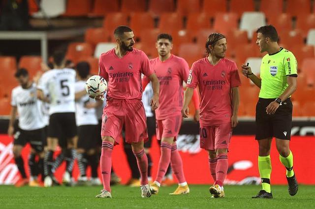 足球Chant大搜集：永远高歌的球迷，他们在唱着什么？